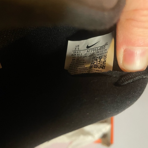 Nike‎ Vaper 13 Academy Black Soccer Shoes Men’s 7.5/Women’s 9, brand new in box - Picture 15 of 16